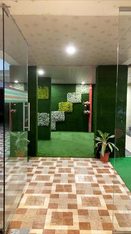 The Paradise Aundh Hotel Pune Exterior foto